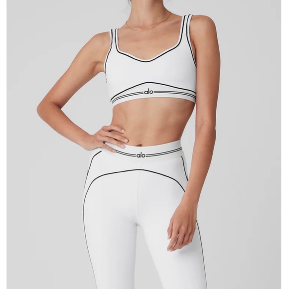 ALO Yoga Other - Alo Hearthrob Set White